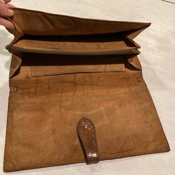 Antique Brown Clutch with Additional Pockets and Clasp - Picture 5 of 5